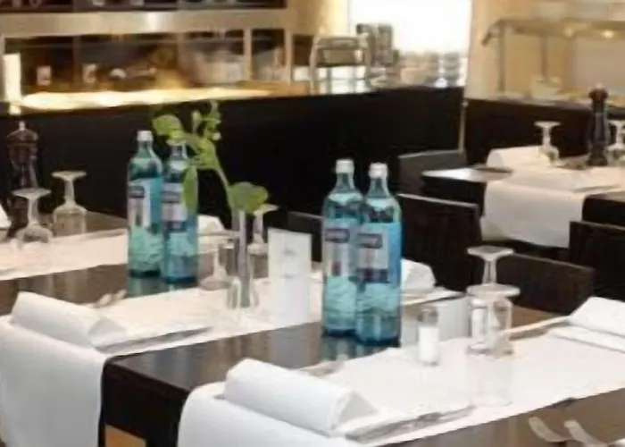 Otel Flemings Conference Frankfurt 4*